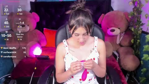 Sophie  online show from 01.12.25