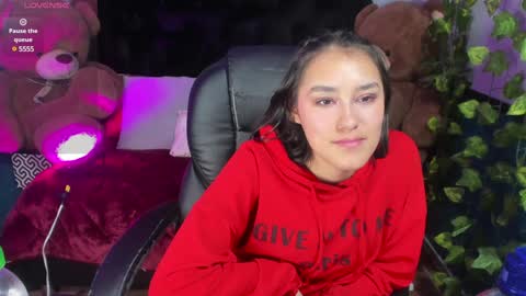 Sophie  online show from 01.18.25