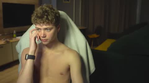 OLIVERpvt is open online show from 11.12.25