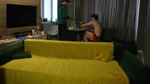 OLIVERpvt is open online show from 02.23.26