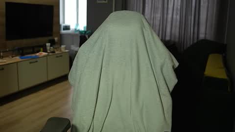 OLIVERpvt is open online show from 02.26.26