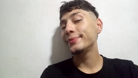 Snapshot of _spider_dick_ chatting on 01.26.25 Alejandro Pinzon online show from 01.26.25