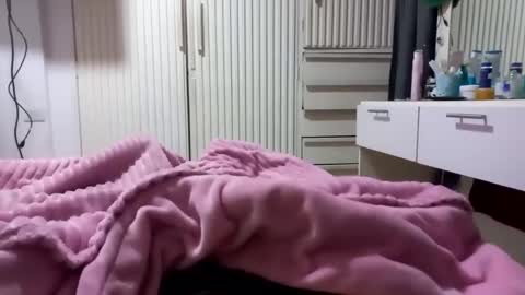 Snapshot of _spider_dick_ chatting on 02.25.25 Alejandro Pinzon online show from 02.25.25