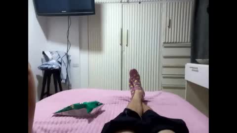 Snapshot of _spider_dick_ chatting on 03.02.25 Alejandro Pinzon online show from 03.02.25