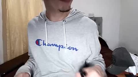 Snapshot of _spider_dick_ chatting on 09.23.25 Alejandro Pinzon online show from 09.23.25