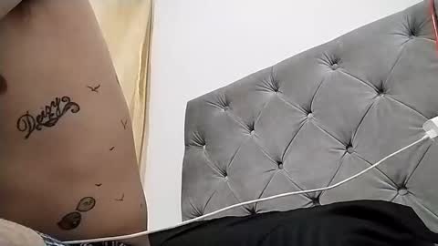 Snapshot of _spider_dick_ chatting on 11.09.25 Alejandro Pinzon online show from 11.09.25