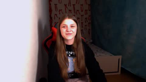 Mari online show from 12.15.25