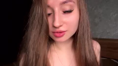 Snapshot of _sweet_kira chatting on 03.03.26 Kira online show from 03.03.26