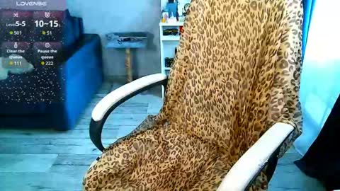 Snapshot of _sweet_ruby_ chatting on 06.14.26 Milana welcome to my world online show from 06.14.26