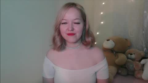 Snapshot of _sweet_smile_ chatting on 11.23.25 _sweet_smile_ online show from 11.23.25