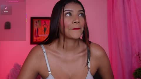 Snapshot of _sweet_vict0ria1 chatting on 04.20.26 0900 p.m a 0500 a.m Colombia time UTC -5 online show from 04.20.26