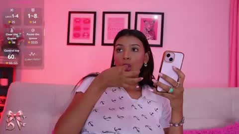 Snapshot of _sweet_vict0ria1 chatting on 06.14.26 0900 p.m a 0500 a.m Colombia time UTC -5 online show from 06.14.26