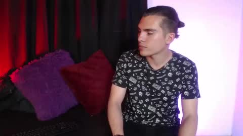    online show from 01.25.25