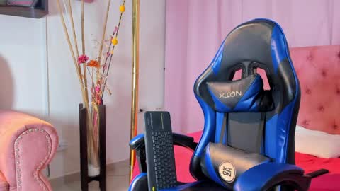 Taylor online show from 04.03.26