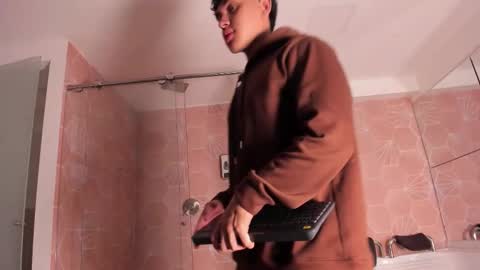 Snapshot of _taylorblack chatting on 01.08.26 _taylorblack online show from 01.08.26