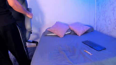 Snapshot of _taylorblack chatting on 01.13.26 _taylorblack online show from 01.13.26