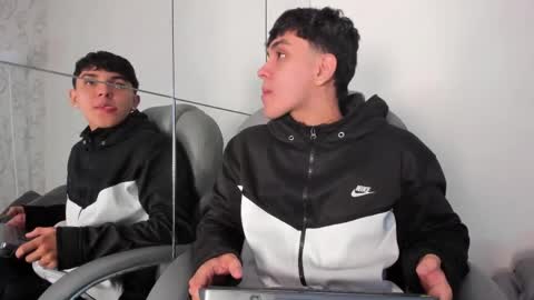 _taylorblack online show from 04.08.26