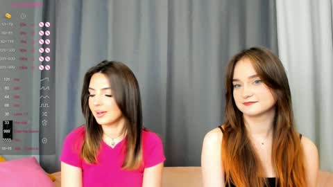 Snapshot of _teona_ann_for_you_ chatting on 12.21.24 Teona and Annred hair online show from 12.21.24