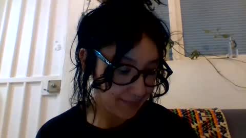Snapshot of _tutti_frutti_ chatting on 12.17.24 _tutti_frutti_ online show from 12.17.24