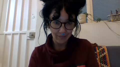 Snapshot of _tutti_frutti_ chatting on 12.29.24 _tutti_frutti_ online show from 12.29.24