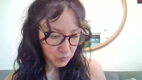 Snapshot of _tutti_frutti_ chatting on 09.17.25 _tutti_frutti_ online show from 09.17.25