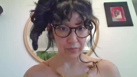 _tutti_frutti_ online show from 11.24.25