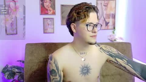 _tyleer_ online show from 09.17.25