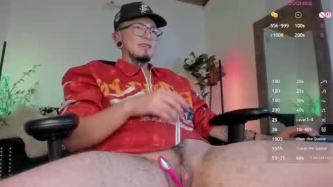 Snapshot of _tyler_joness chatting on 04.28.26 Tyler online show from 04.28.26