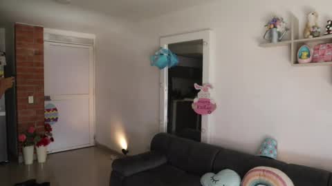 Anastasia Vahos online show from 04.15.26