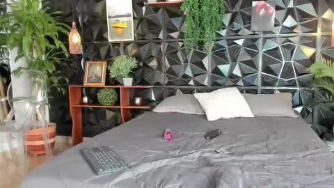 _valentina_69 online show from 10.30.25