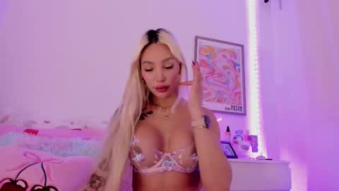   online show from 02.21.25