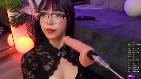 Snapshot of _viollettenoir_ chatting on 06.17.26 online show from 06.17.26