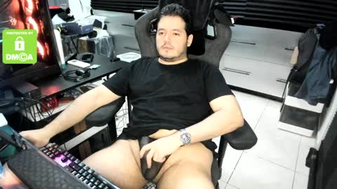 Snapshot of _vix__ chatting on 04.04.26 Vix online show from 04.04.26