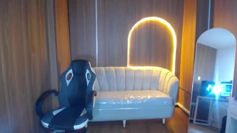  wendy  online show from 10.26.25