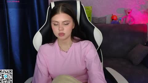 Fiona and Wayne online show from 04.11.26