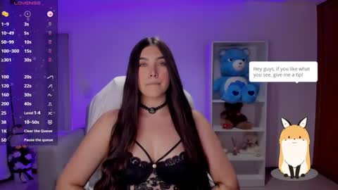 Snapshot of _wtdreamgirl chatting on 06.27.26 Luisa online show from 06.27.26