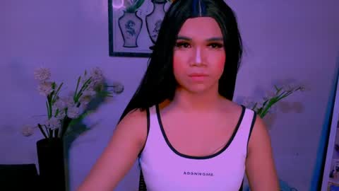 Snapshot of _xxlilly chatting on 04.24.26 _xxlilly online show from 04.24.26