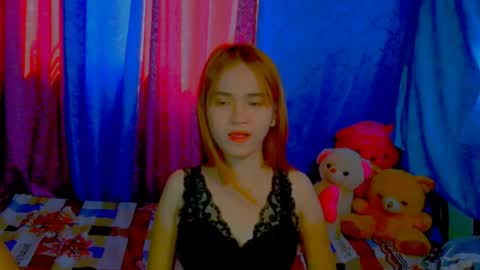Snapshot of _xxlilly chatting on 05.11.26 _xxlilly online show from 05.11.26