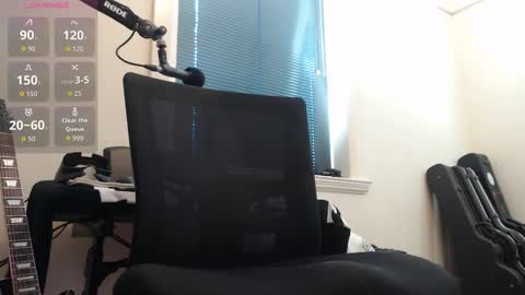 _xxrockstarloverxx_ online show from 10.29.25