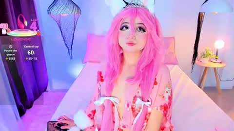 Xynara online show from 12.22.25