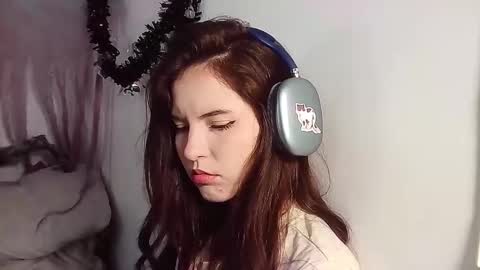 _yourcherrybomb online show from 10.30.25