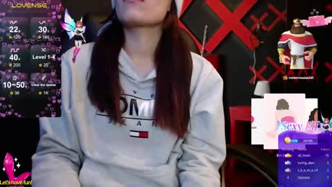 Yuyi online show from 03.07.25