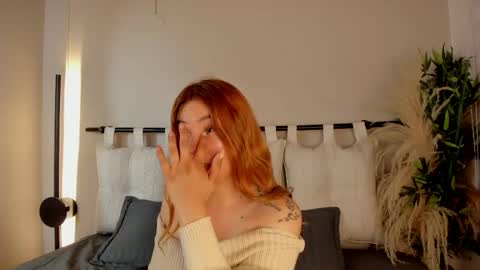 Snapshot of _zoe_3 chatting on 05.15.26 Zoe online show from 05.15.26