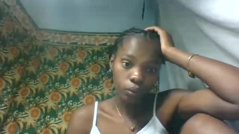 Snapshot of aadienne chatting on 06.12.26 aadienne online show from 06.12.26