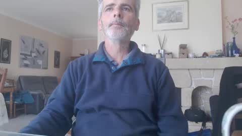 Snapshot of aalex1717 chatting on 05.13.26 Aalex1717 online show from 05.13.26