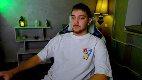 Snapshot of aalexxxxxx chatting on 12.11.24 Alex online show from 12.11.24