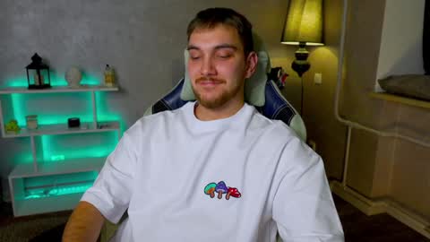 Snapshot of aalexxxxxx chatting on 12.15.24 Alex online show from 12.15.24