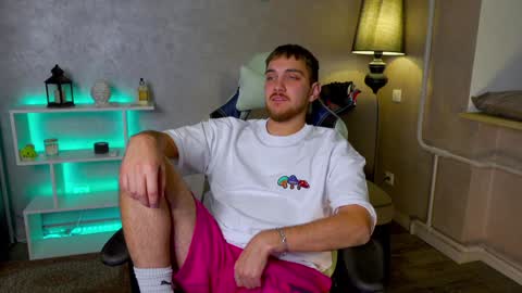 Snapshot of aalexxxxxx chatting on 12.15.24 Alex online show from 12.15.24