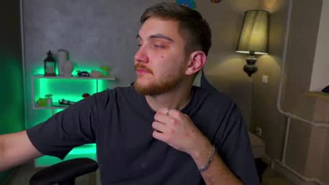 Snapshot of aalexxxxxx chatting on 01.12.25 Alex online show from 01.12.25