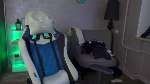 Snapshot of aalexxxxxx chatting on 01.13.25 Alex online show from 01.13.25